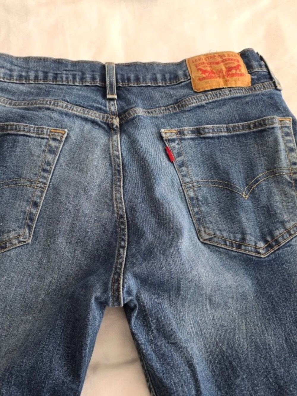 Levi’s 511 Slim Fit Jeans - Medium Wash - 36x32